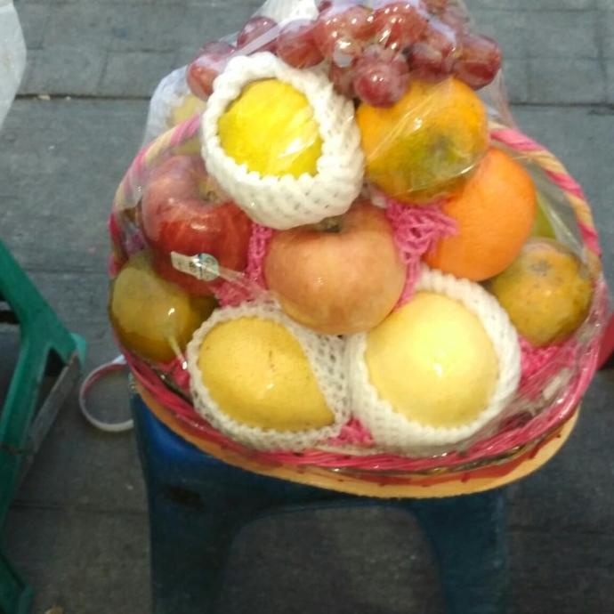 

Parcel Buah Ukuran Sedang Raysandi67