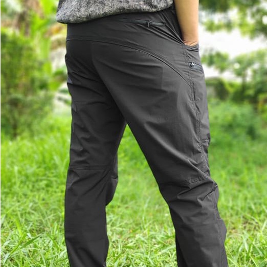 Celana Gunung Hiking Quick Dry Celana Tactical Cargo Terbaru Terlaris M8R5 Olahraga Pria Wanita Kual