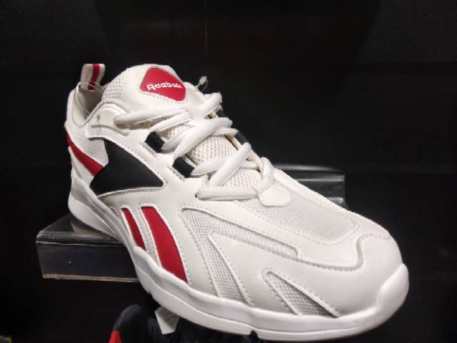 reebok royal astro run