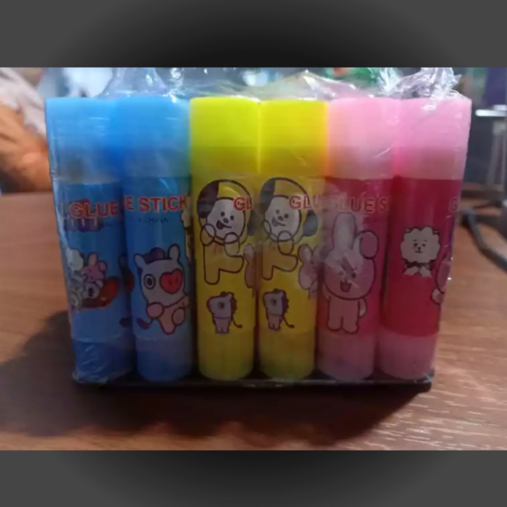 

VANCO GLUE STICK / LEM STIK KECIL BERAT 10 GRAM KARAKTER KARTUN