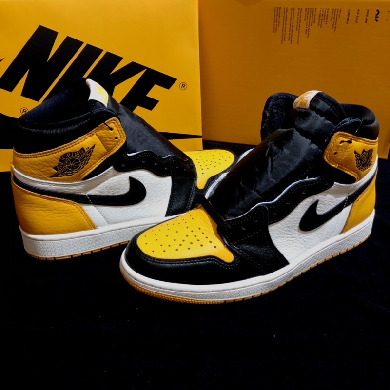 Air Jordan 1 High OG Yellow Toe 100% Original