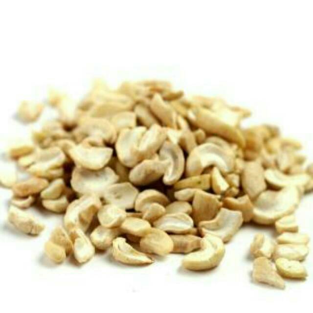 

kacang mede/mete belah Repack 100gram