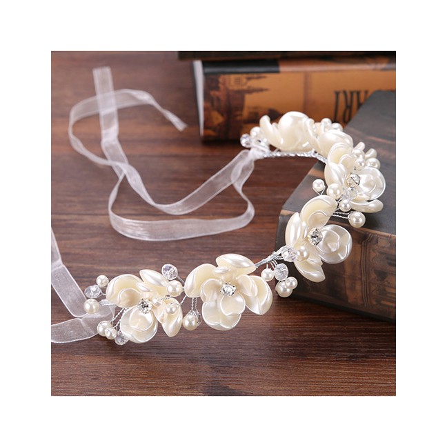 LRC Aksesoris Rambut Fashion White Flower Shape Decorated Hair Accessories E59525