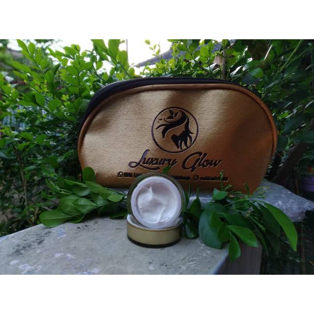 DAY CREAM LUXURY GLOW FLEK FARMASI