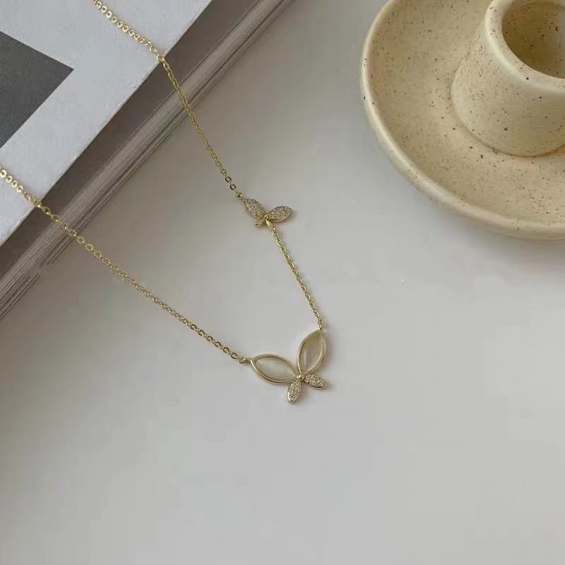 Butterfly kalung untuk Wanita cahaya mewah minoritas desain kalung ins kalung gaya dingin sederhana