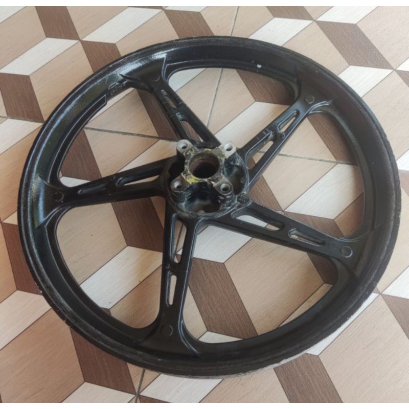 velg depan lepasan Jupiter z Burhan