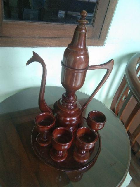Teko Hias Aladin Dari Kayu Jati