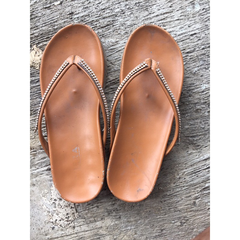 Preloved sandal mules