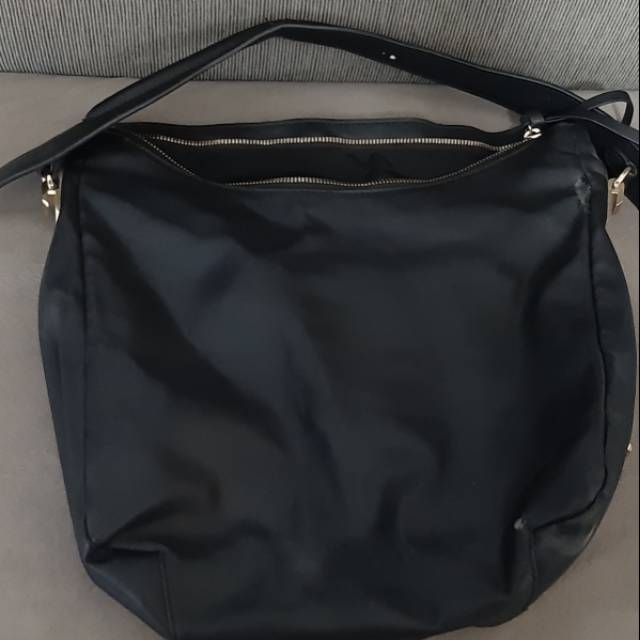 Preloved tas charles&keith