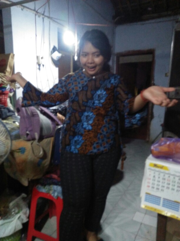 Atasan Batik Dolby Dolbi Dobby Doby Tenun Sutra Tulis Halus Katun Atbm Baron ,sarombit Atasan