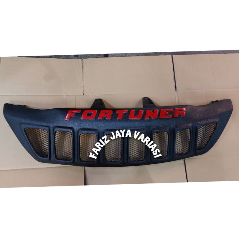 GRIL FORTUNER TULISAN FORTUNER MERAH GRILL FORTUNER 2012-2015