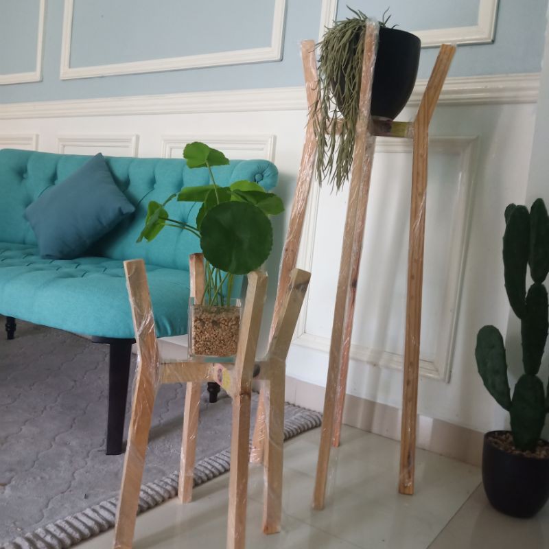 standing pot tinggi 100cm. tempat pot kayu