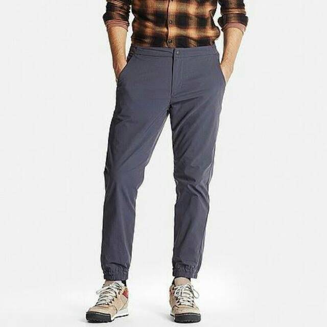 uniqlo block tech pants