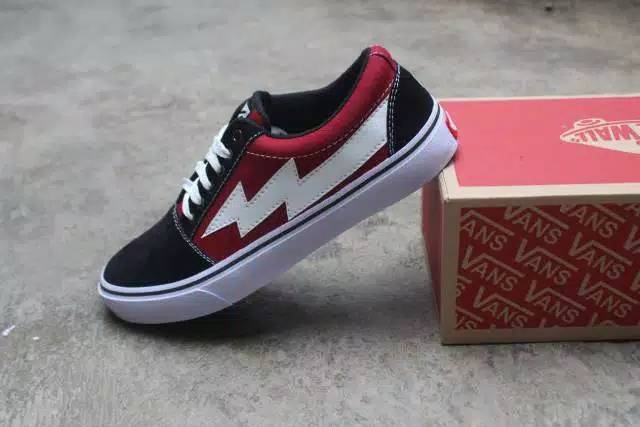 Siap Kirim Sepatu Vans Oldskool Bw N All White Sket Sekolah Olahraga Santai Sport Murah.,..