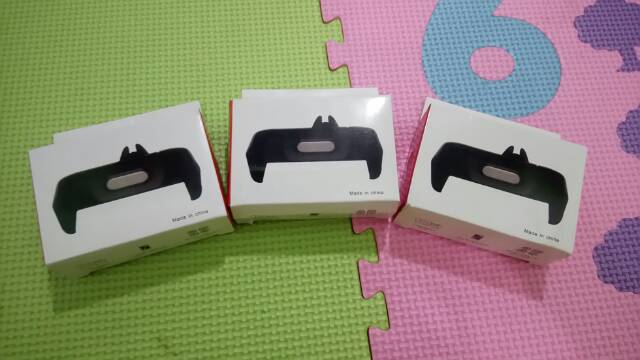 HOLDER HP UNTUK DI MOBIL (AC) / TEMPAT HP DI AC MOBIL / PENJEPIT HP DI AC MOBIL / CARMOUNT