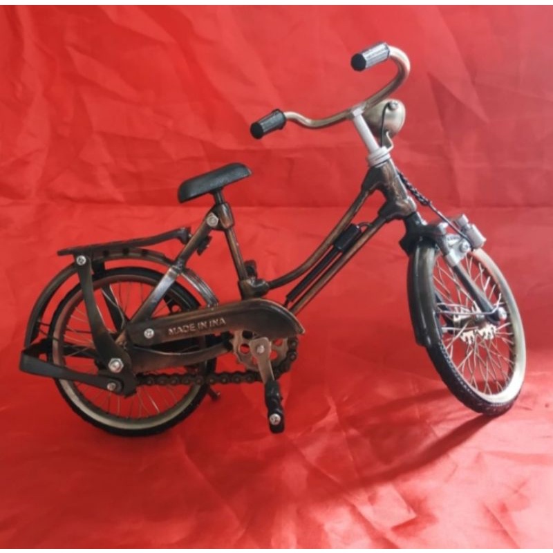 Miniatur sepeda onthel jaman kuno unik antik