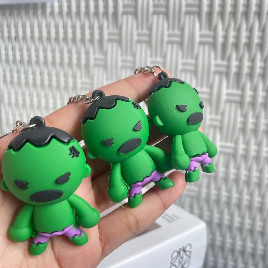 GANTUNGAN KUNCI SUPERHERO HULK IMUT LUCU KEYCHAIN SOUVENIR HARGA MURAH KARAKTER HERO HULK HIJAU KUALITAS PREMIUM ONLY