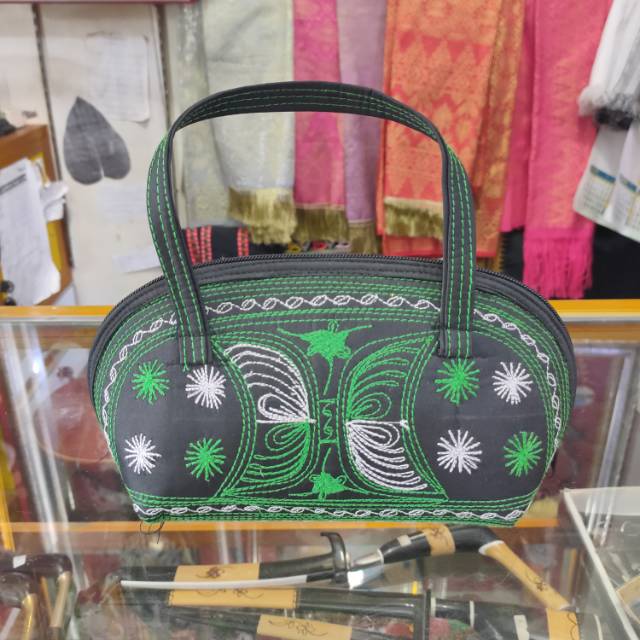 Tas keong lonjong bordiran motif khas Aceh / Tas keong kecil motif Aceh