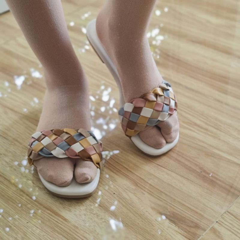 Sandal Flat (Kathy MyQeena)