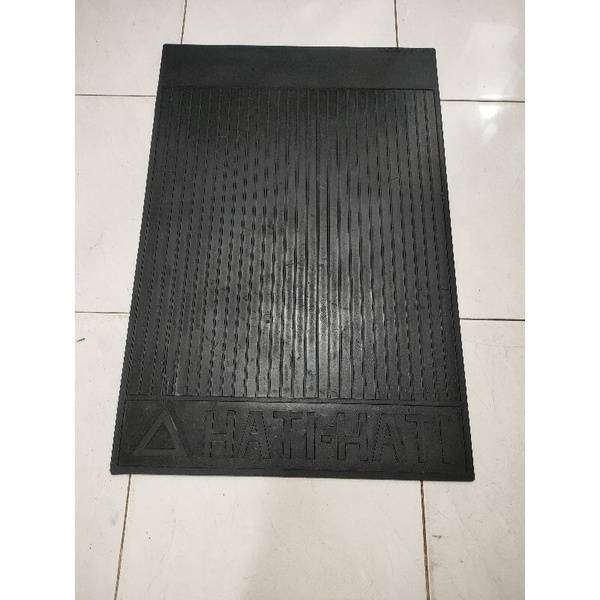 karpet lumpur roda truk , mobil besar/ barang hati -hati ukuran 74x50 harga 1 set 2 lembar