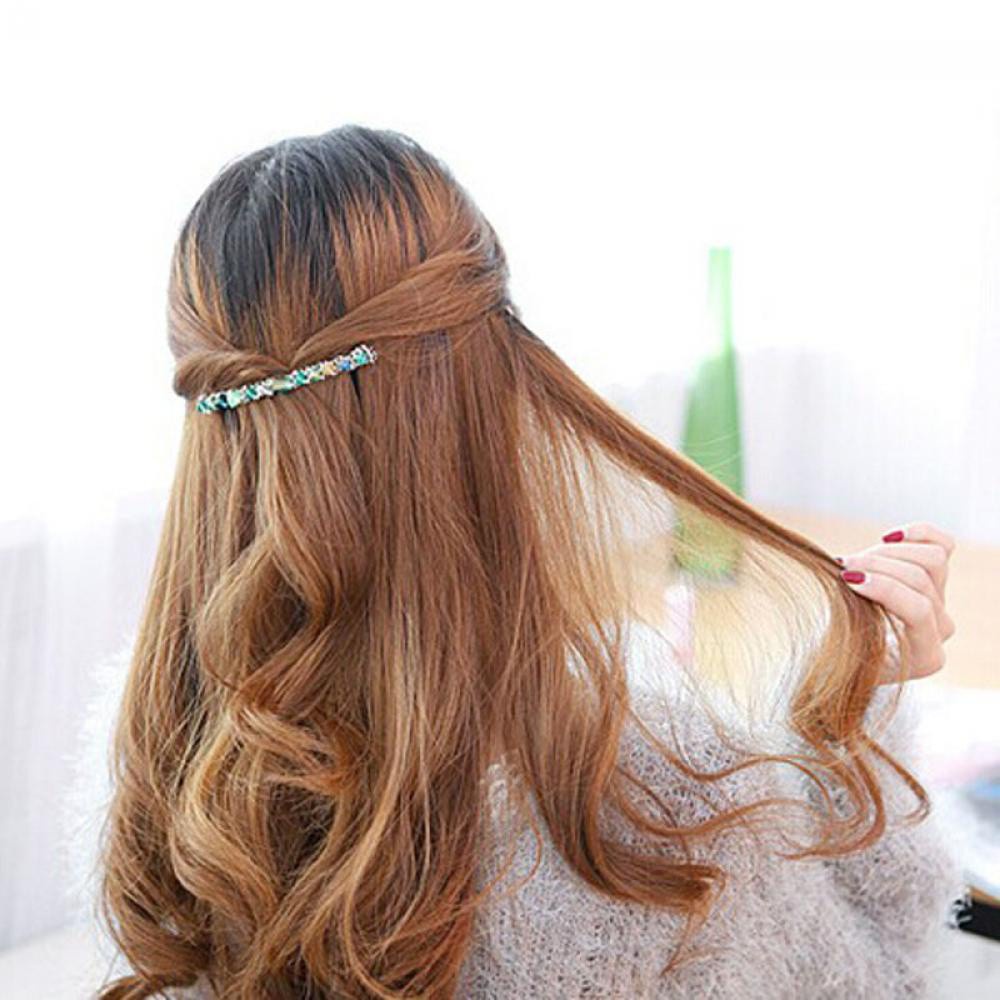 Jepit Rambut Bentuk Nanas Aksen Kristal Berlian Imitasi Warna-Warni Gaya Korea Untuk Wanita