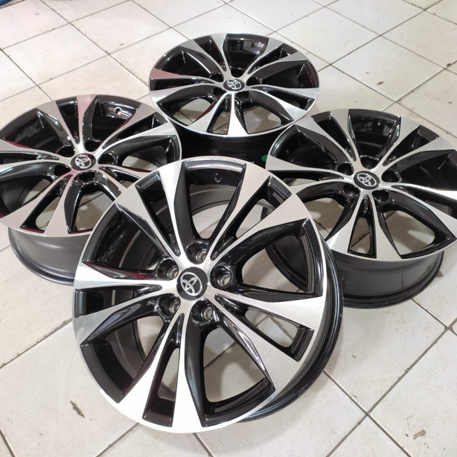 Velg Mobil Bekas REP TOYOTA RAV4 Ring 18 Lebar 7,5 Hole 5X114,3 ET40 Untuk Mobil Innova Livina Hrv C