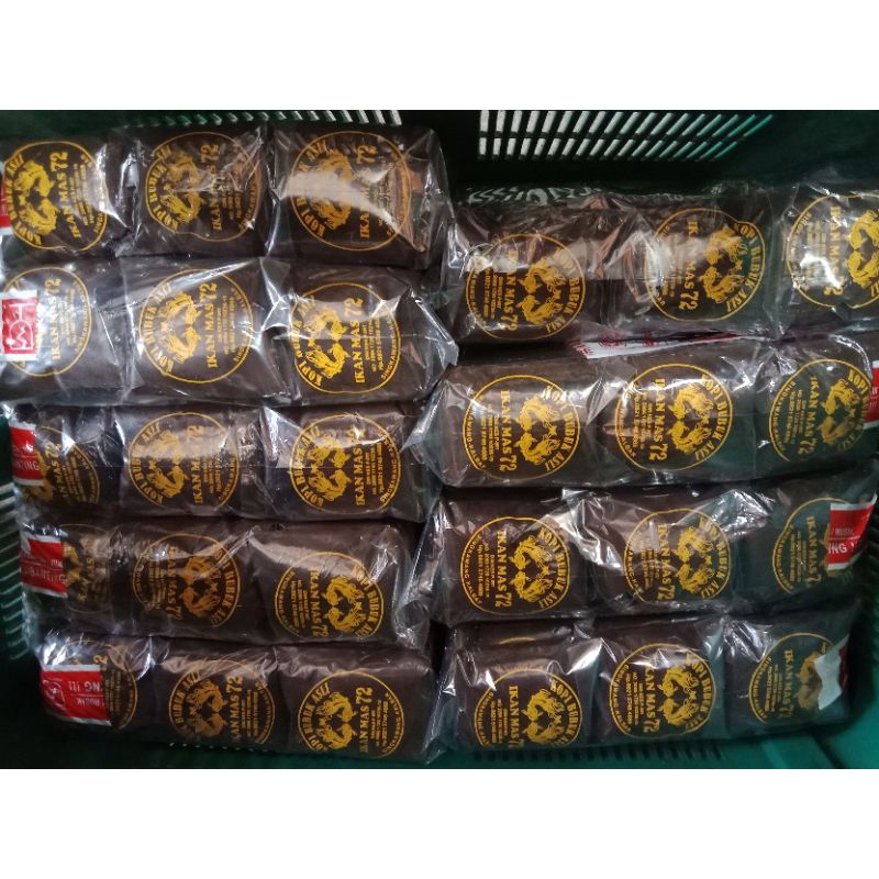 

kopi asli Cap "ikan mas 72" satu pak isi 20 bungkus berat 2kg