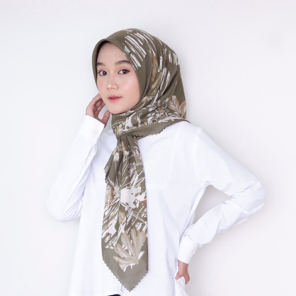 Square Motif Maira Part 1-M 28