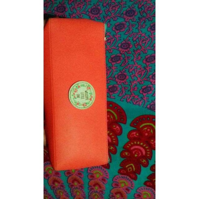 

kotak pensil
