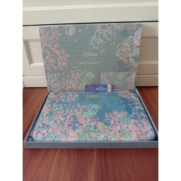 Preloved Buttonscarves x Disney The Little Mermaid Laptop Sleeve in Blue