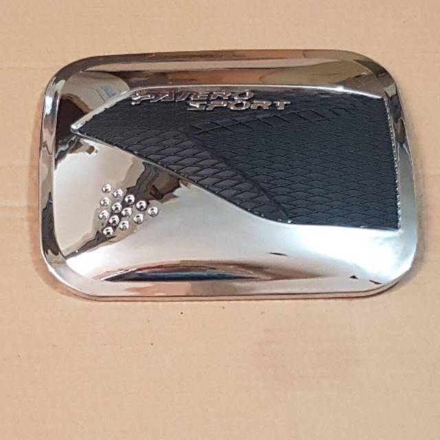 TANK COVER EVO PAJERO SPORT 2016/TUTUP TANGKI EVO PAJERO SPORT 2016 TERMURAH