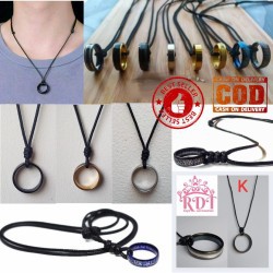 KALUNG TALI HITAM LIONTIN CIN-CIN PRIA WANITA/STENLIS STEEL/TITANIUM/COD