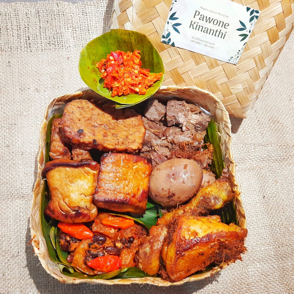 

Paket Gudeg Besek lengkap Ayam, Telor, Tahu Tempe Sambel Krecek