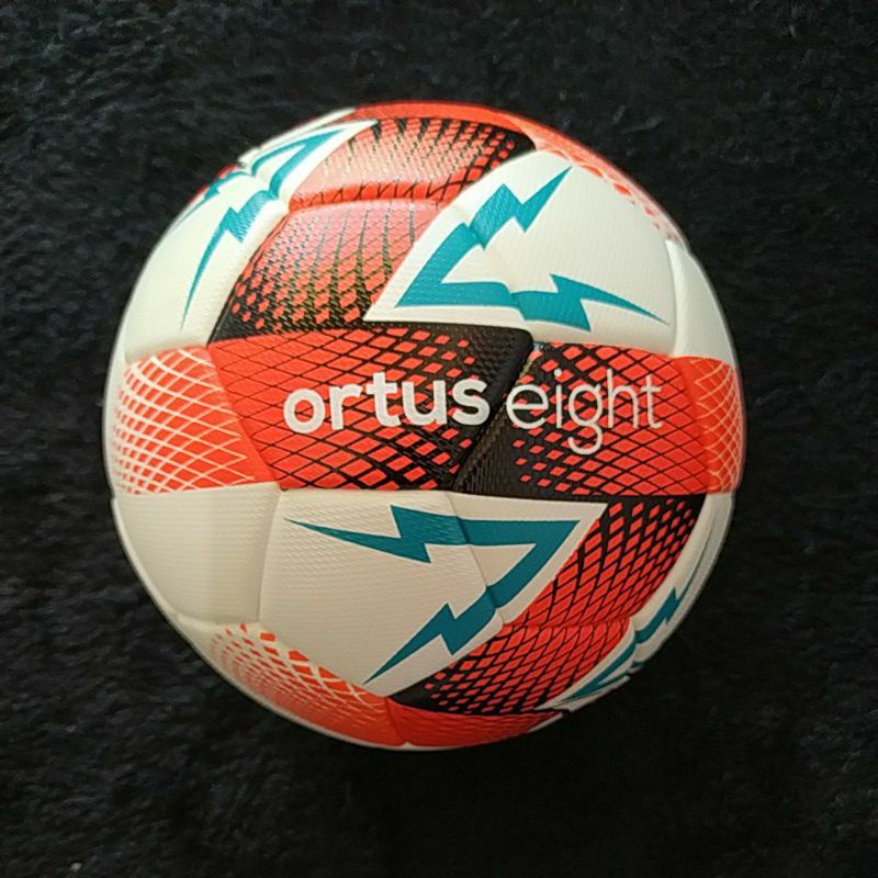 Bola Futsal Ortuseight