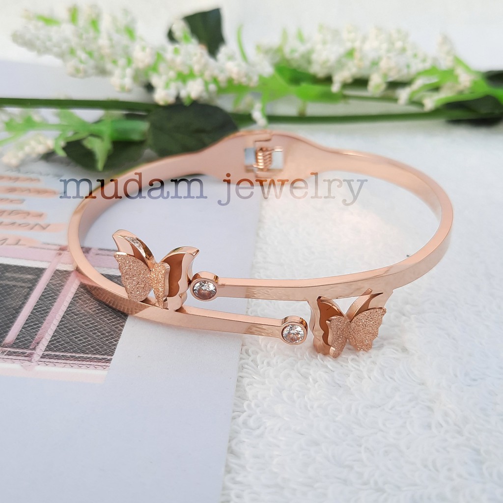 Gelang Bangle Titanium Dua Kupu-Kupu Diamonds Artifisial Warna Rose Gold, Gold dan Silver