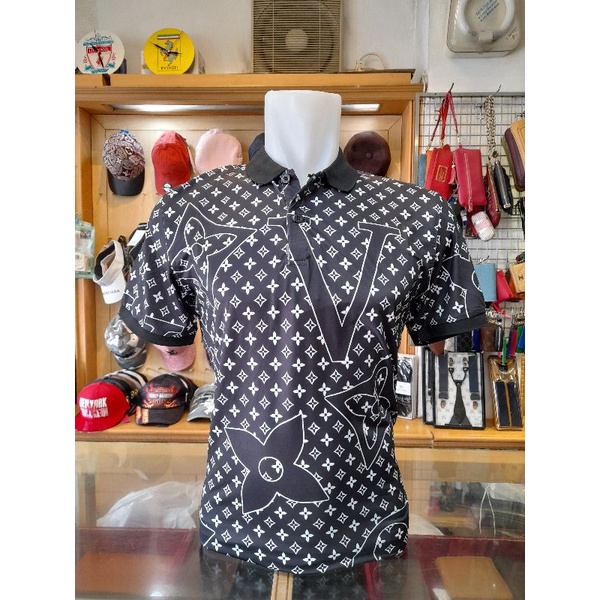 Kaos kerah premium  pria LV