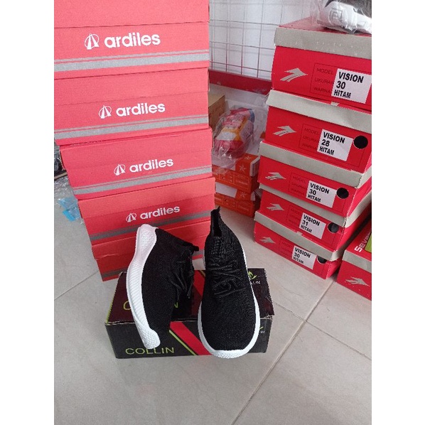 SEPATU RAJUT TERBARU COLLIN MURAH + box
