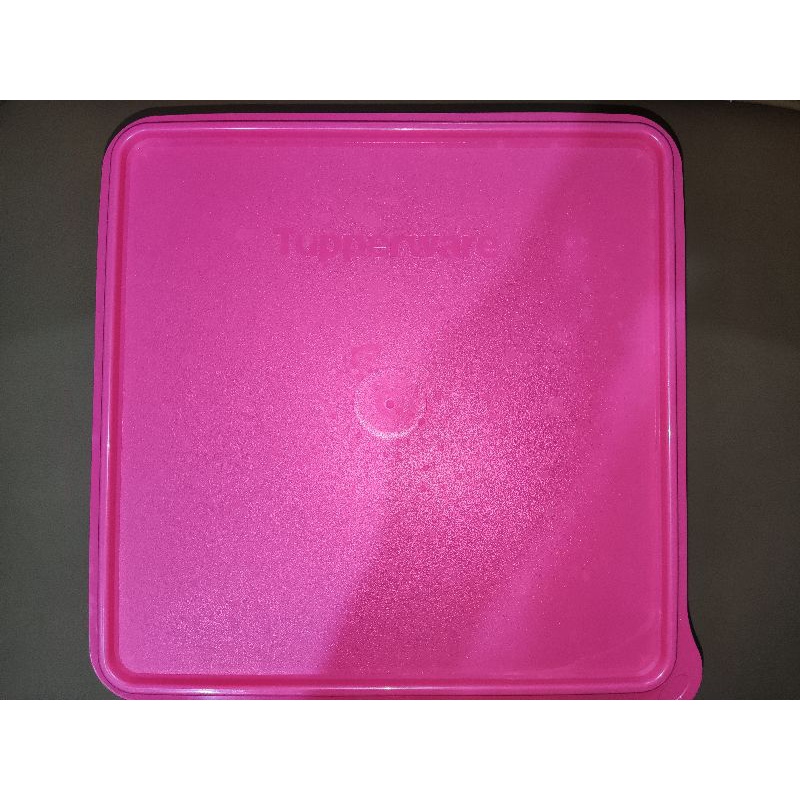 TUPPERWARE  ORIGINAL  JUMBO CONTAINER BUAH LUNCH BOX