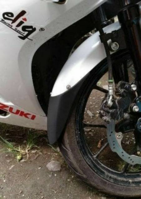 SAMBUNGAN SPAKBOR DEPAN GSX150R PNP GSX150S