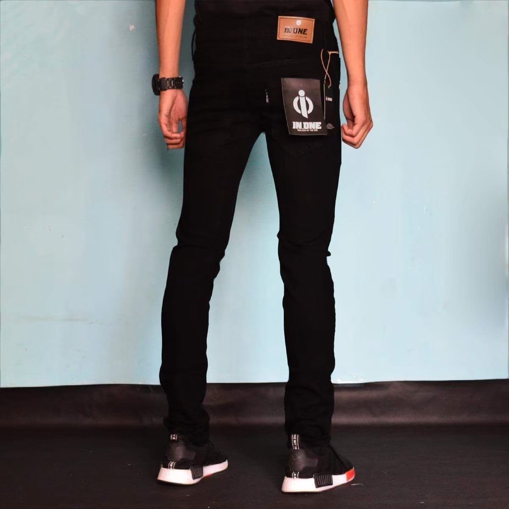 Jeans IN ONE ORIGINAL Celana jeans Panjang Pria Celana jeans warna Hitam Seri Art INJP621