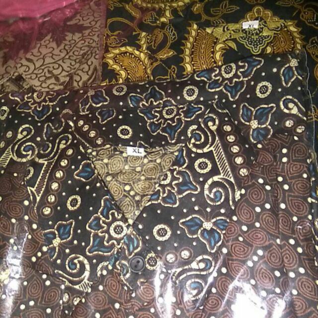 Kemeja Batik Pria Lengan Panjang Motif Mahkota