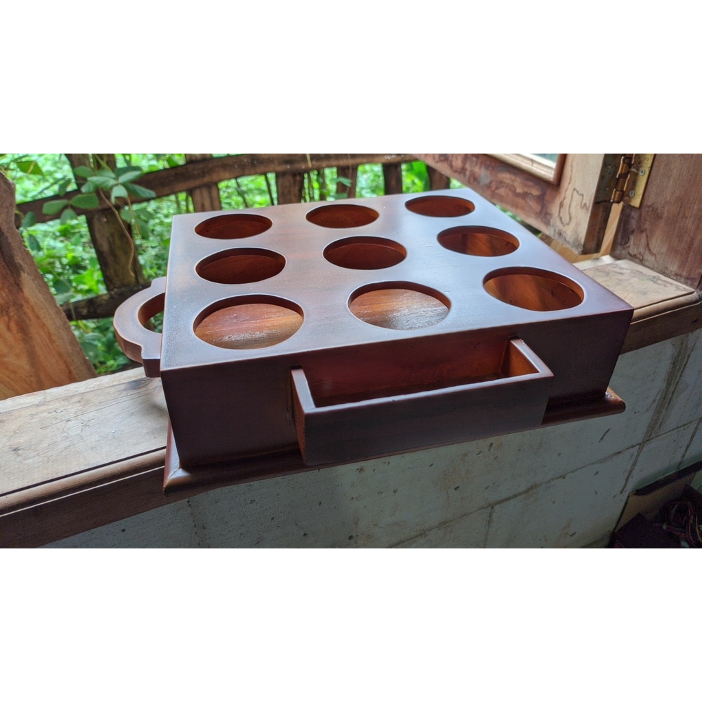 Tempat Aqua Gelas Gelas Isi 9 Slot Kayu Jati