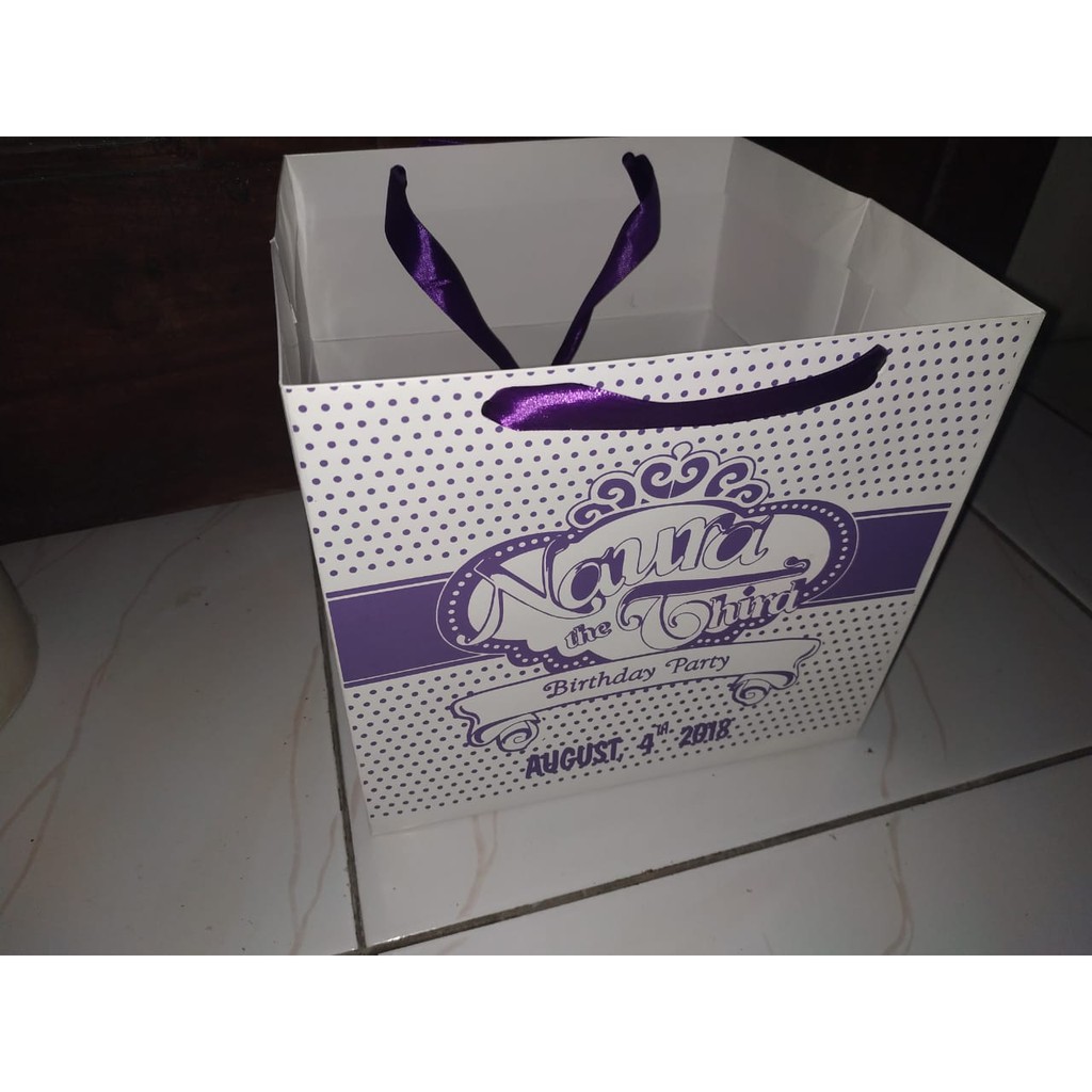 

Paperbag ivory putih 24x24x22