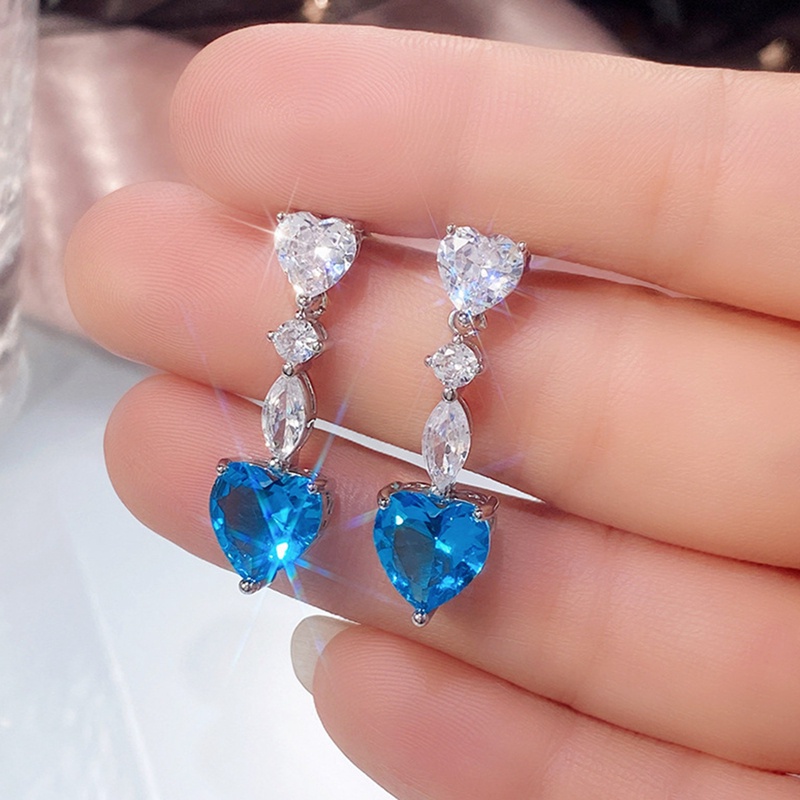 Anting Juntai Bentuk Hati Bahan Cubic Zirconia Warna Hijau Zaitun Untuk Wanita