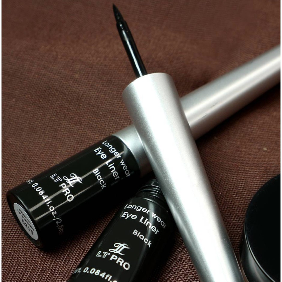 LT PRO LONGERWEAR EYE LINER