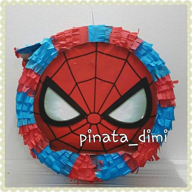 

Pinata spiderman