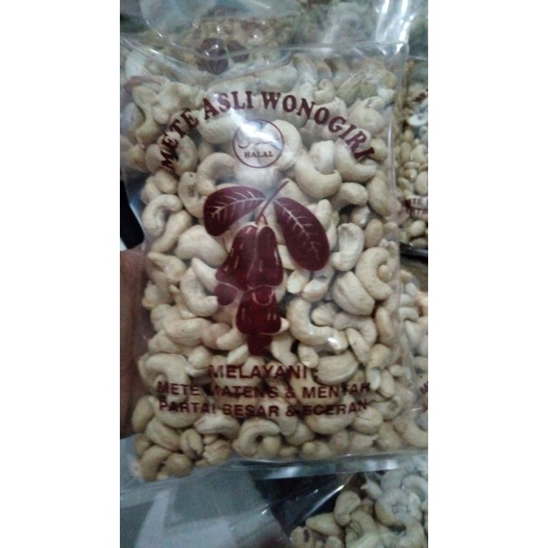 

KACANG METE MENTAH ASLI WONOGIRI