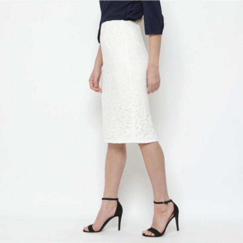 GU Brocade Midi Skirt White - Rok Pendek Brukat Wanita Branded