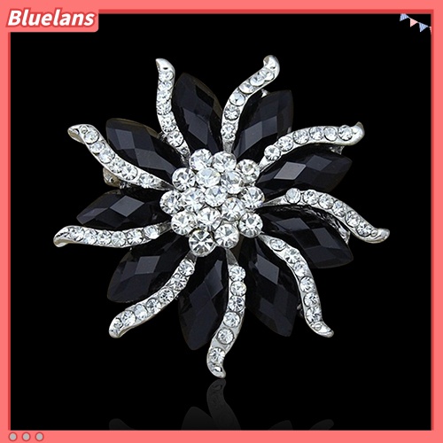 Bluelans Bros Pin Desain Bunga Mekar Aksen Kristal Berlian Imitasi Warna Hitam Untuk Wanita