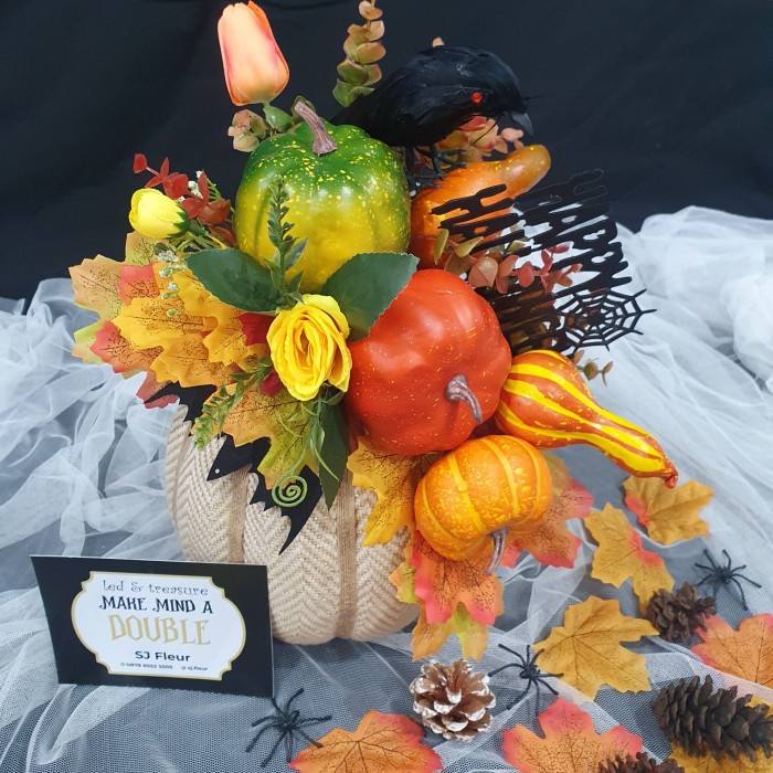 

Hampers halloween party pumpkin decoration 5